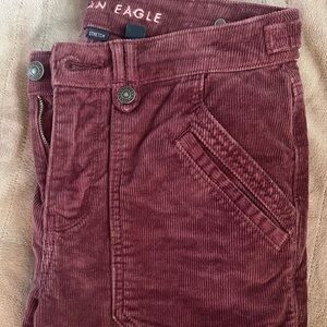 American Eagle Outfitters Corduroy Pants in Burgundy